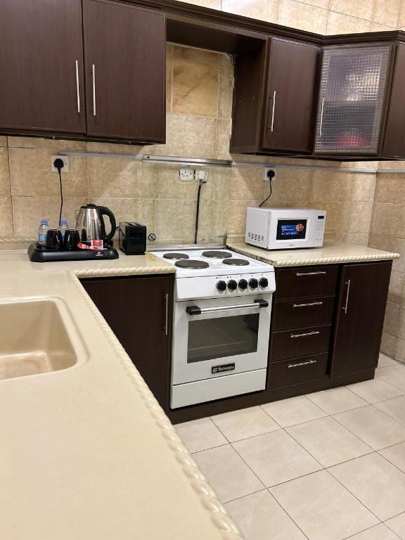أجنحة المدينة Apartment hotel in Medina