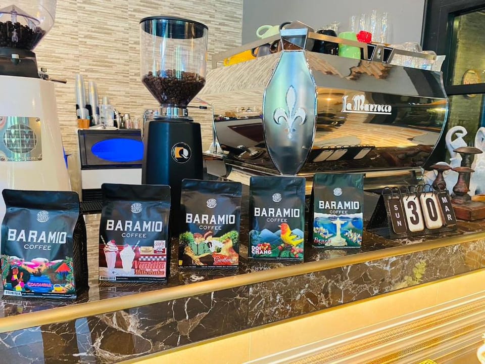 Loom Cafe Banrai ลูมคาเฟ่บ้านไร่ Resort in Thailand