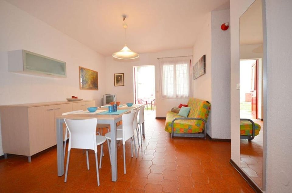 Comfortable and Modern Stay with Pool and Resort-Style Services Apartment in Lignano Sabbiadoro