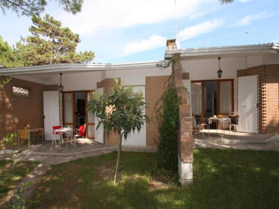 Well furnished villa in Lignano Sabbiadoro Apartment in Lignano Sabbiadoro