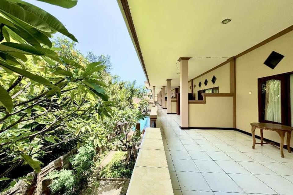 Taxa Hotel Hotel in Kuta