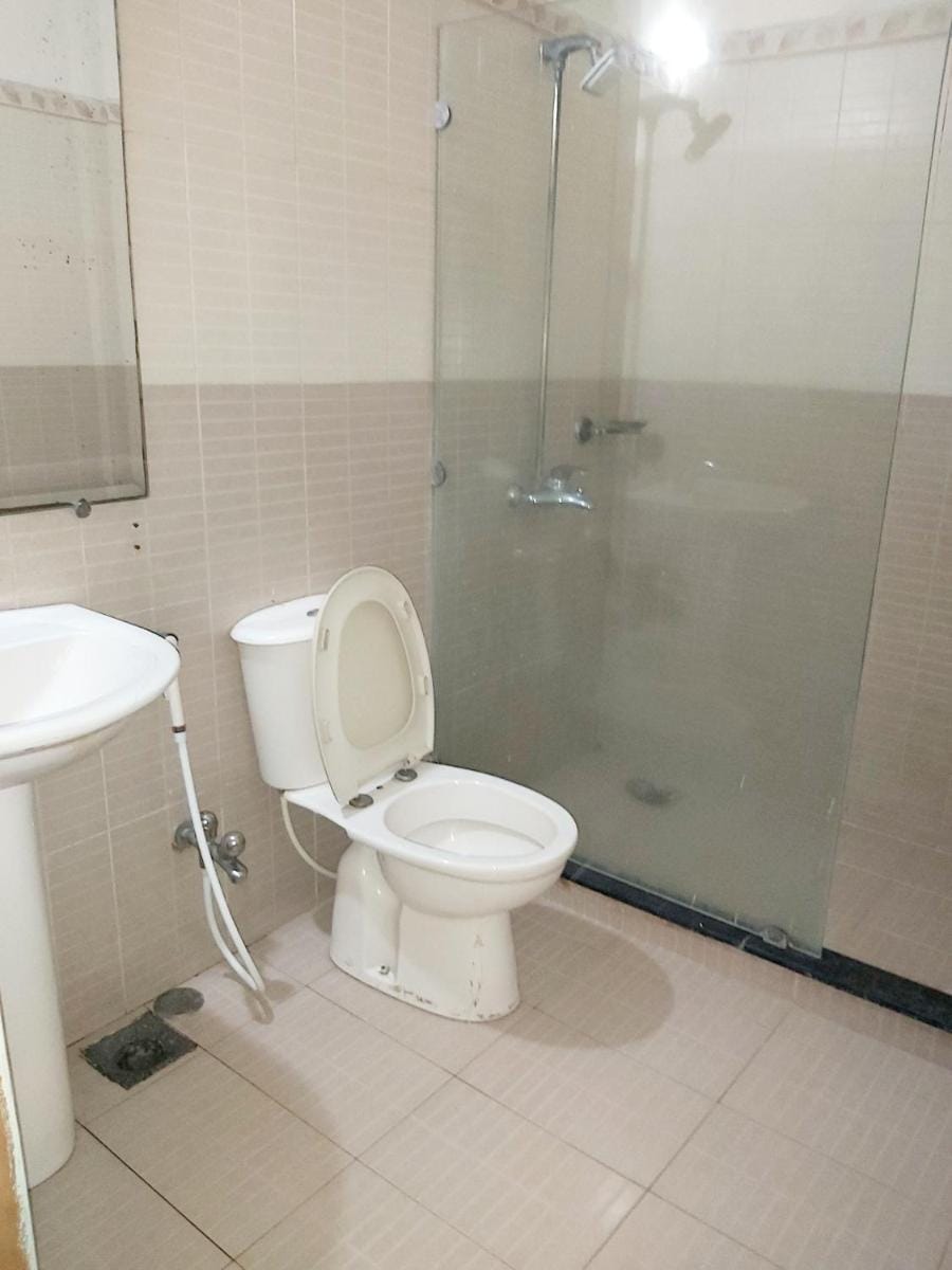New Look Guest House Vacation rental in Lahore