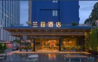 无论您是远程办公还是家庭出游，深圳都是您在深圳理想的住宿选择。住宿位置优越。环境优美 Apartment in Hong Kong