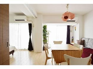 crystalexe nippombashi Vacation rental in Osaka