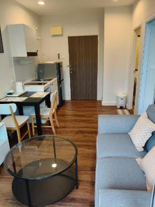 เดอะคอร์ทยาร์ดเขาใหญ่ Apartment in Laos