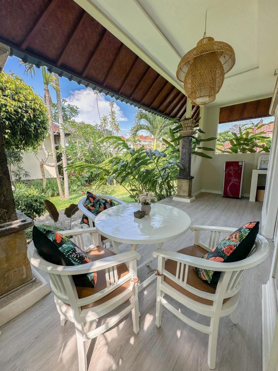 Villa Senyum Vacation rental in North Kuta