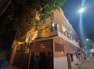 King Size Bed AC Room with attached washroom Vacation rental in Nepal