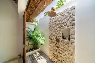 NEW! Lila Villa - 1BR Villa in Pecatu Villa in Bali