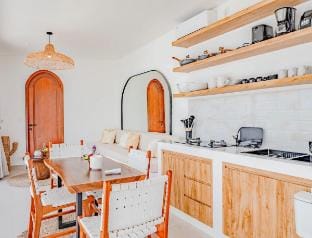 Piccola - Cozy 1BR Private Pool Villa in Kerobokan Villa in North Kuta