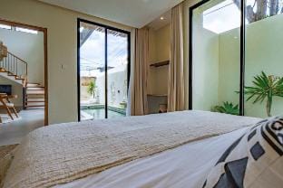 Casa Samudra - 3BR Villa in Seminyak Villa in Kuta