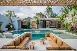 Bold Paradise - 4BR Villa in Kerobokan Villa in North Kuta