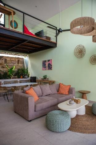 Sundine House - 3BR Poolvilla near Canggu Villa in North Kuta