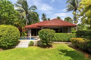 Private pool villa 50 meters from the beach ?⭐ Villa in Ban Tai
