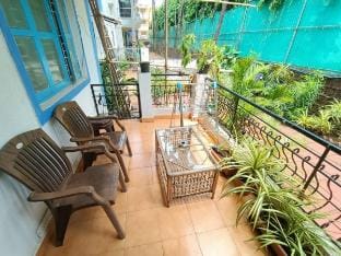 Cozy 2BHK Near Candolim Beach With AC/WiFi/UPS Apartment in Candolim