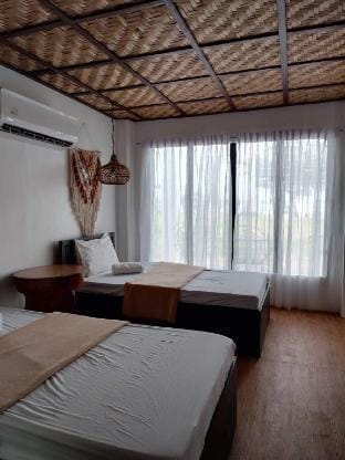 General Luna Houses Vacation rental in General Luna