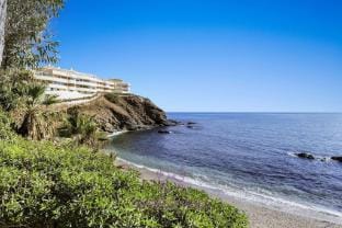 weforyou Starfish with Swimming Pool and Parking Vacation rental in Benalmadena