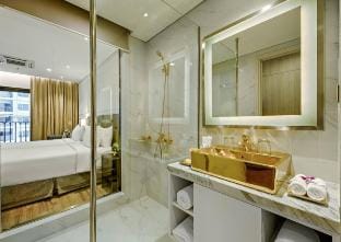 Luxury Beachfront Room with Infinity Pool Vacation rental in Da Nang