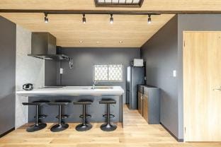 en stay006：広々リビングとダイニングで癒しの空間 Vacation rental in Osaka