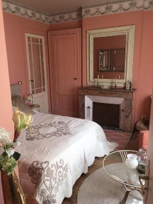 Sublime apartment Bordeaux Hôtel de Ville Vacation rental in Bordeaux
