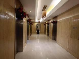 Breeze Residence Pasay-Ronnzel Apartment in Pasay