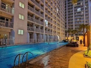 Breeze Residence Pasay-Ronnzel Apartment in Pasay