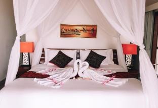 Beachfront Relaxation in Lovina Villa in Bali