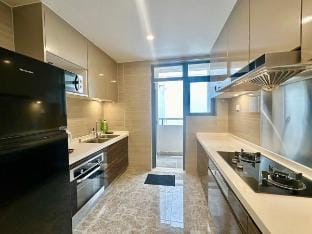 R&F • Seaview Suite • Walking to CIQ | 2B2B Vacation rental in Johor Bahru