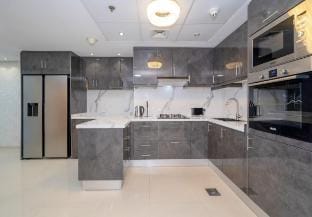 Luxury 2BR | DIFC Skyline Views Vacation rental in Dubai