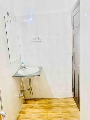KEL6-Budget 1Bedroom/Annexe-Private Entrance Vacation rental in Chennai