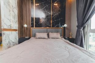 Twin Galaxy Jet Black 3BR6pax Balcony nr KSL Vacation rental in Johor Bahru