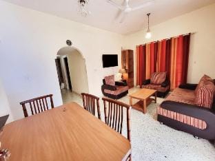 Cozy fully furnished 2bhk Flat Cooke town Apartment in Bengaluru