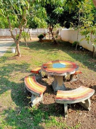 บ้านสวนสบายใจโฮมสเตย์ ใกล้มอแม่ฟ้าหลวง ห่างถนน 2กม Vacation rental in Thailand