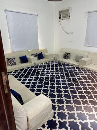 شقه من 4 غرف واسعه دخول ذكي Apartment in Saudi Arabia