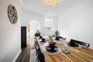 Home For Business & Families Free Parking andWI-FI Vacation rental in Lincoln