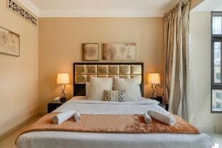 Burj Khalifa at Your Doorstep 1BR in Souk Al Bahar Vacation rental in Dubai