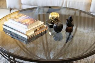 Vibrant  One Bed, 5 mins walk to Dubai Mall, Burj Vacation rental in Dubai