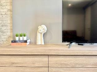 Macalister 218 #wide seaview #3BR 2bath #6pax Vacation rental in George Town