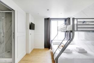 Welcoming studio - 3P - Place de la République Apartment in Paris