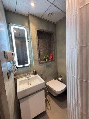 Vellostay Supernova Vacation rental in Noida