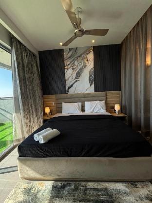 Vellostay Supernova Vacation rental in Noida