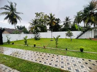 Ahasna Airport Villa Vacation rental in Negombo