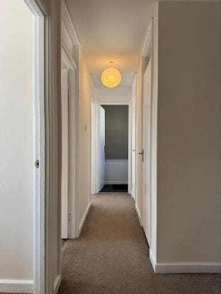 4BR Home Free Parking Long stays Vacation rental in Bracknell