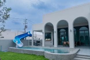 บ้านเคียงคีรี Villa in Thailand