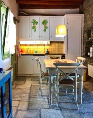Traditional House at Triantaros for 4 persons Vacation rental in Decentralized Administration of the Aegean