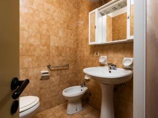 Large flat just 50m from the beach - Beahost Apartment in Bibione
