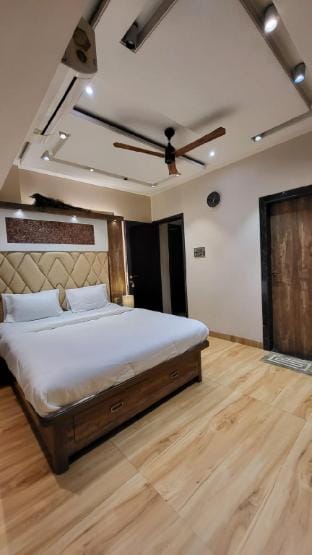 Navi Mumbai Houses Vacation rental in Maharashtra