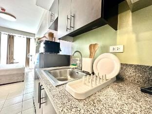 The Sunset Studio @ Kasara Urban Resort Residences Apartment in Pasig