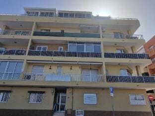 Small rooftop, Ocean view Apartment in Abona
