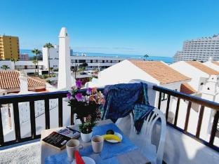 Garajonay 3 bedrooms apartment, ocean pool view Apartment in Costa Adeje