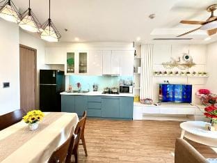 Apt 2Bedroom Near Vincom, Marriott Vacation rental in Laos